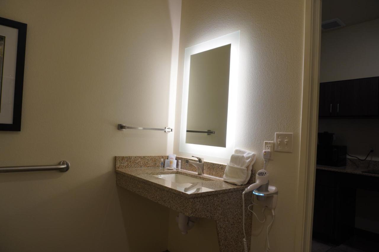 Comfort Inn & Suites Medina المظهر الخارجي الصورة